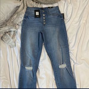 Fashion nova light washed skinny jeans
